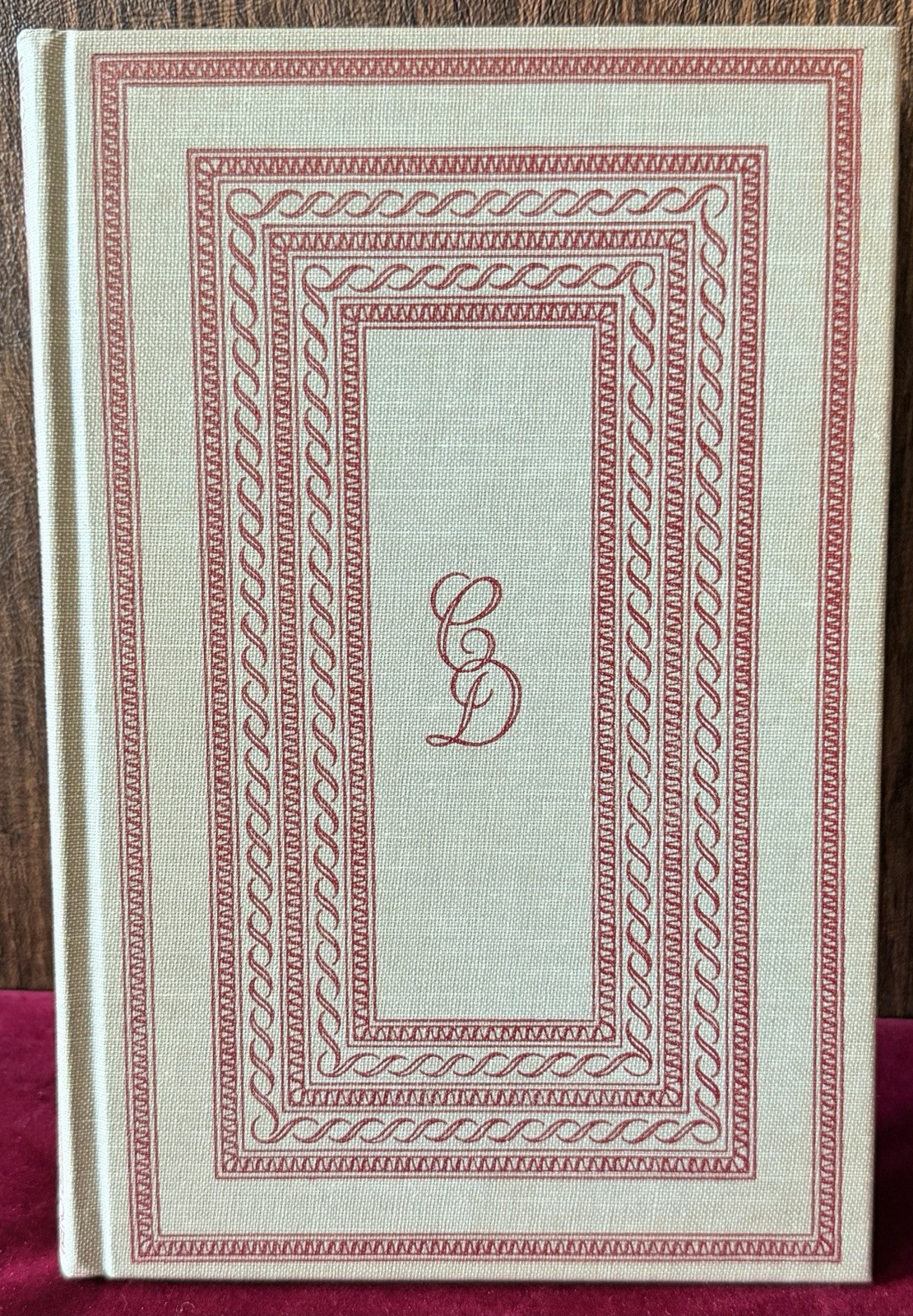 9 Heritage Press Illustrated Works of Charles Dickens Hardcover Books w/Slipcase