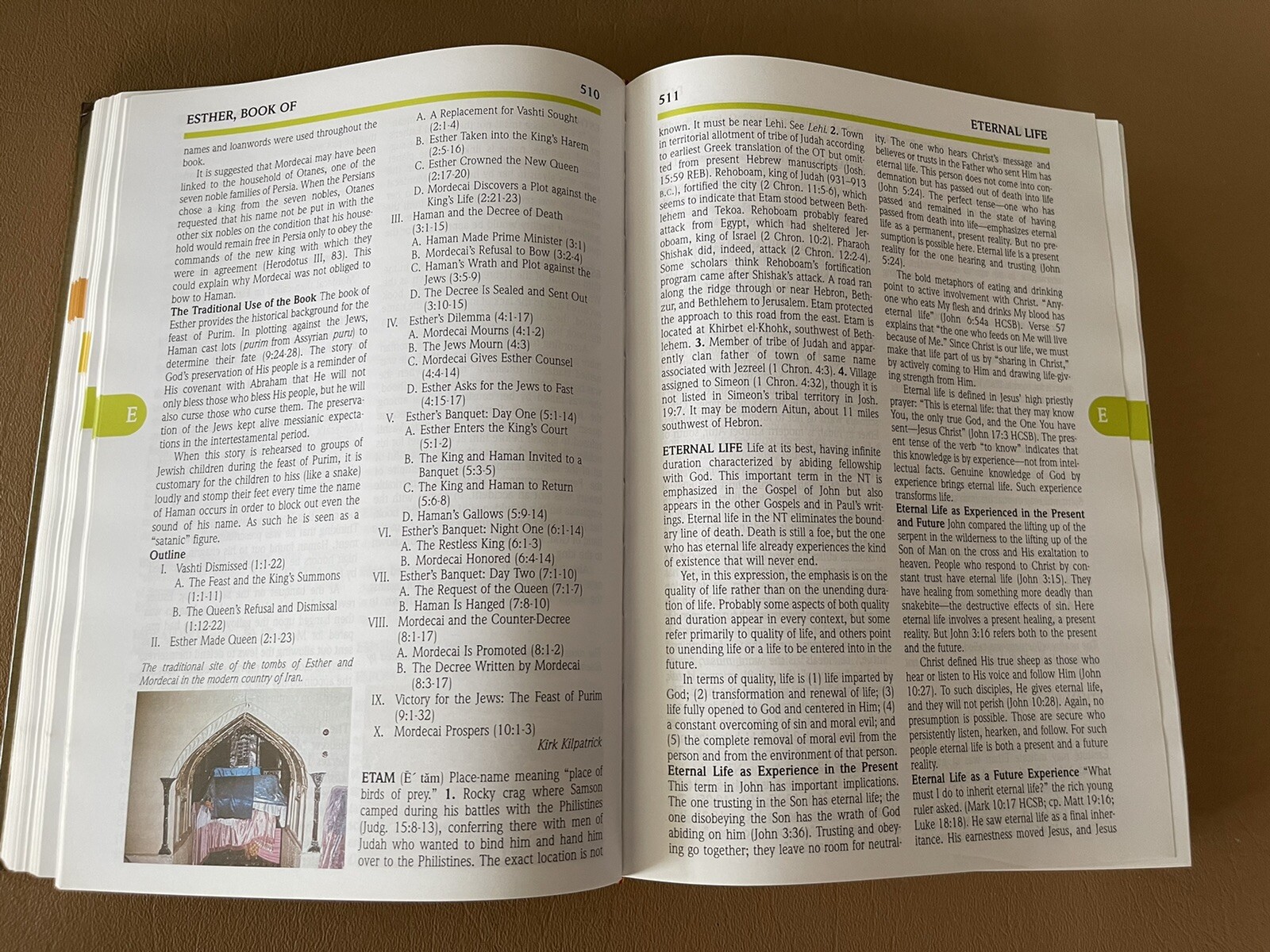 Holman Illustrated Bible Dictionary (2003, Hardcover, Revised edition)